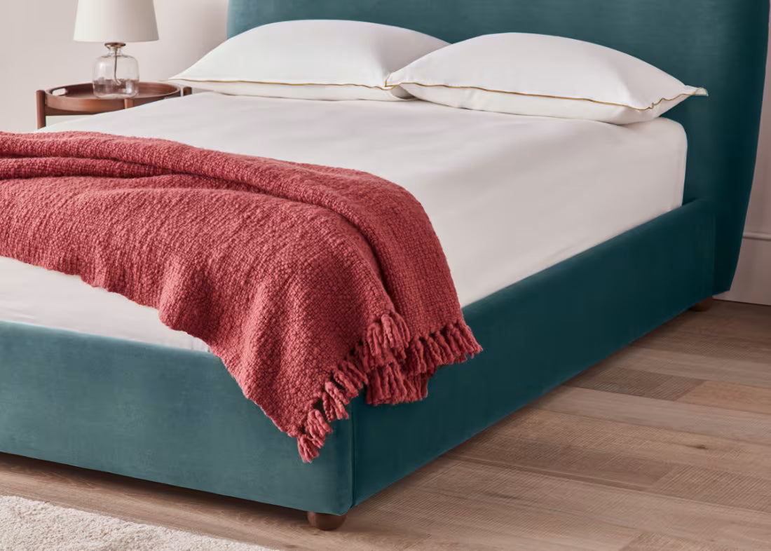 Monroe Bed