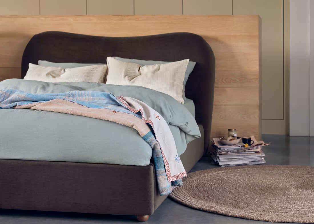 Monroe Bed