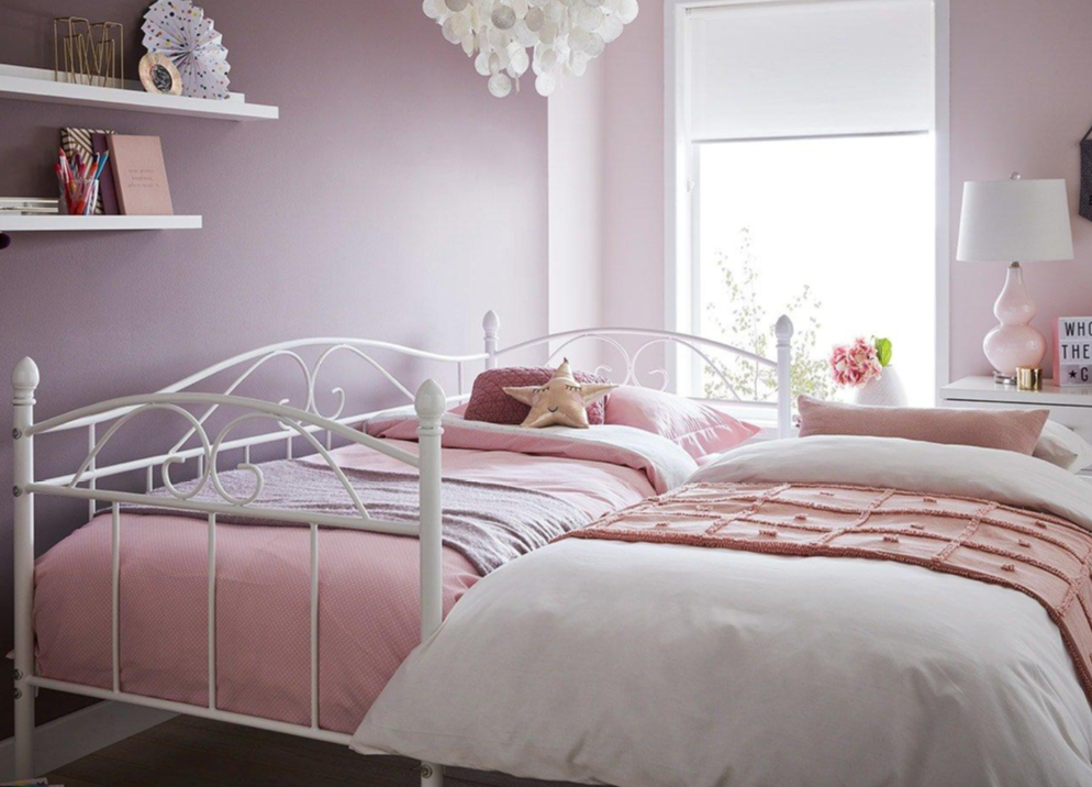 Kylie Metal Day Bed With Pull Out