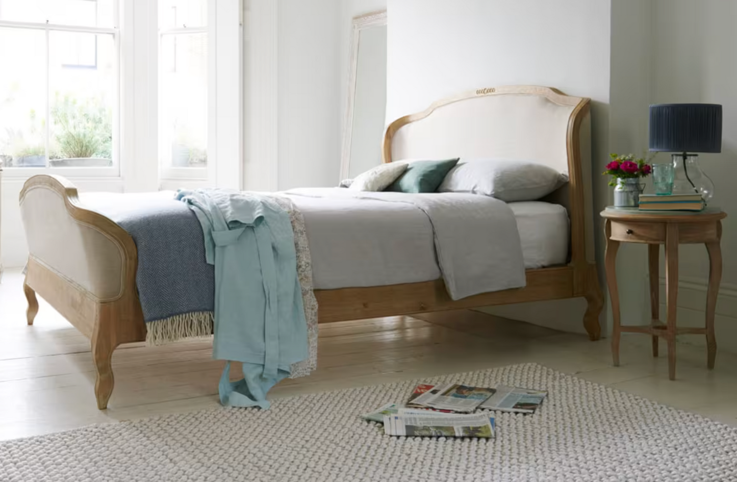 Joelle Bed upholstered and Oak